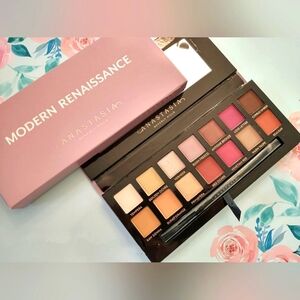 Anastasia Beverly Hills Modern Renaissance Eyeshadow Palette